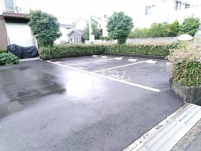 14/21 駐車場