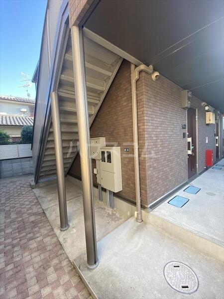 14/19 エントランス