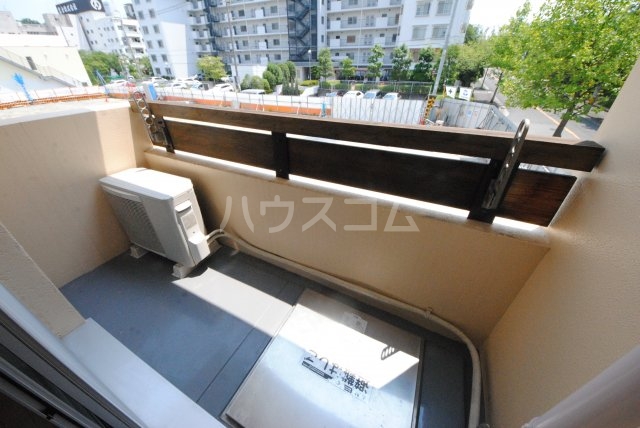 21/27 バルコニー