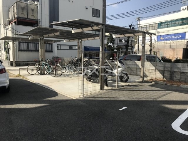 16/25 駐車場