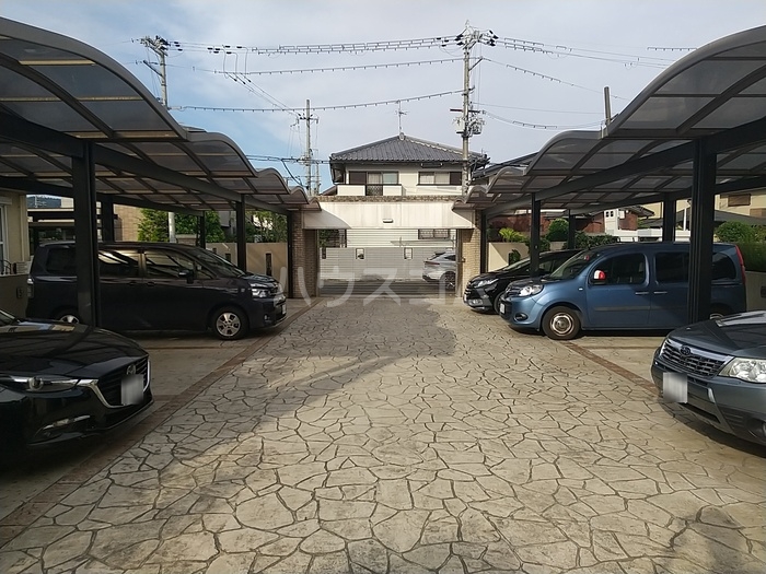 15/19 駐車場