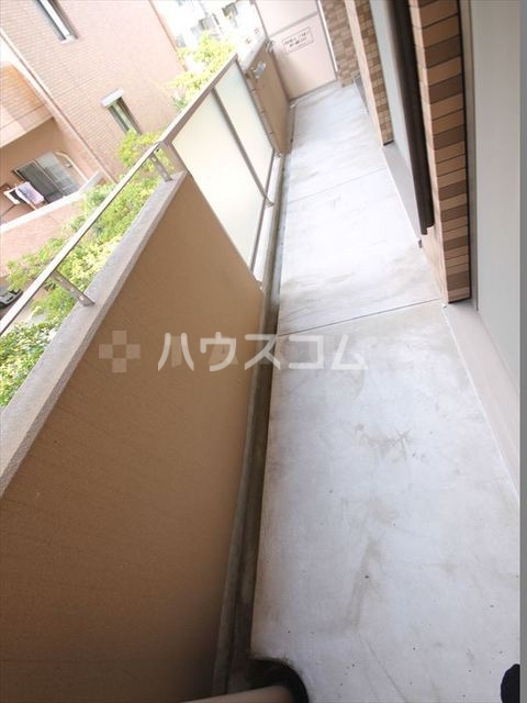 19/30 バルコニー