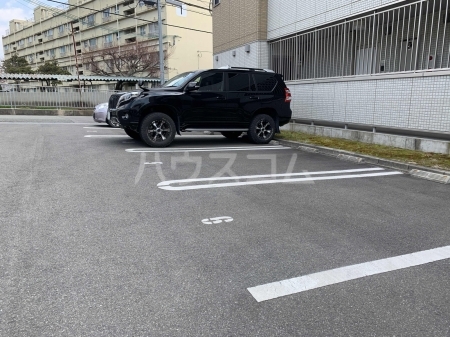 14/20 駐車場