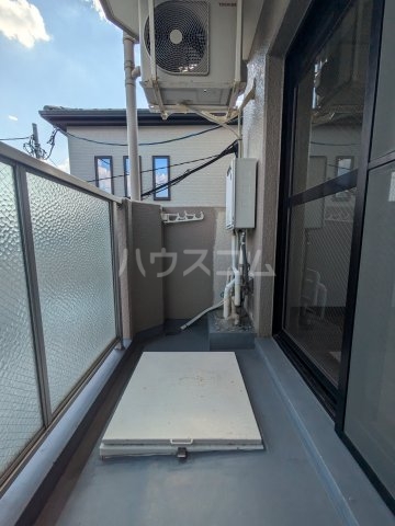 13/18 バルコニー