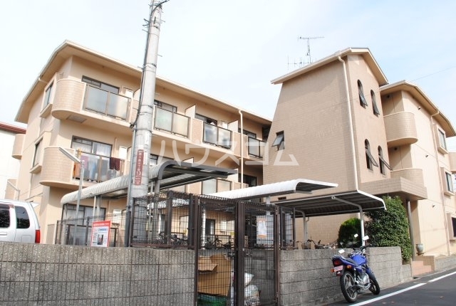 20/22 エントランス