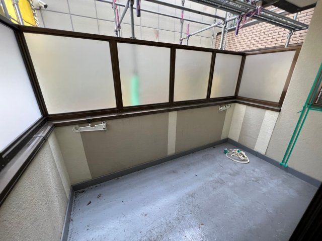 27/30 バルコニー