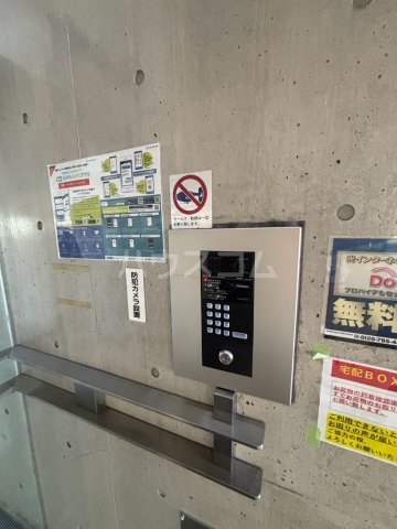 29/30 エントランス