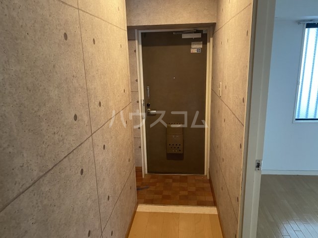 14/30 玄関