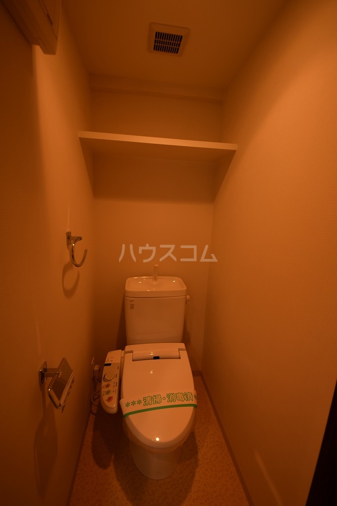 20/30 トイレ