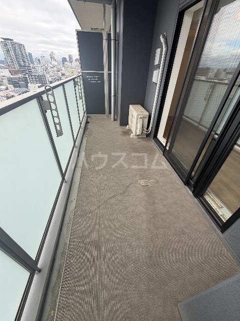 19/30 バルコニー