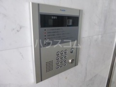 21/29 エントランス