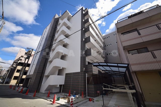 1/28 外観