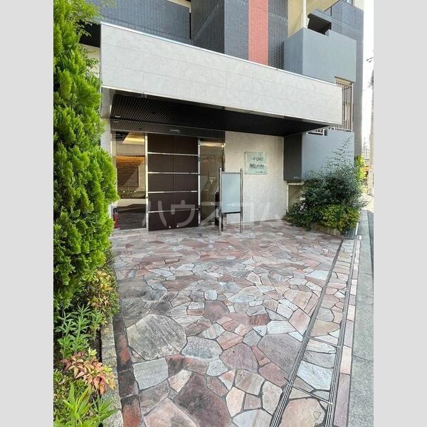 15/25 エントランス