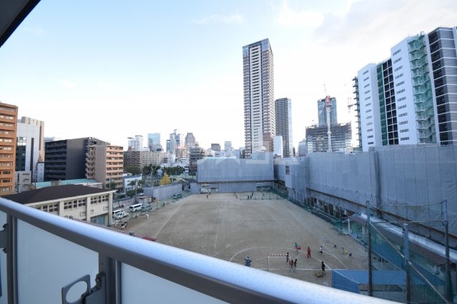 21/30 バルコニー