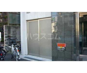 19/29 エントランス