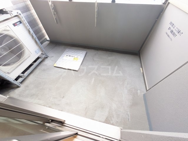 21/30 バルコニー