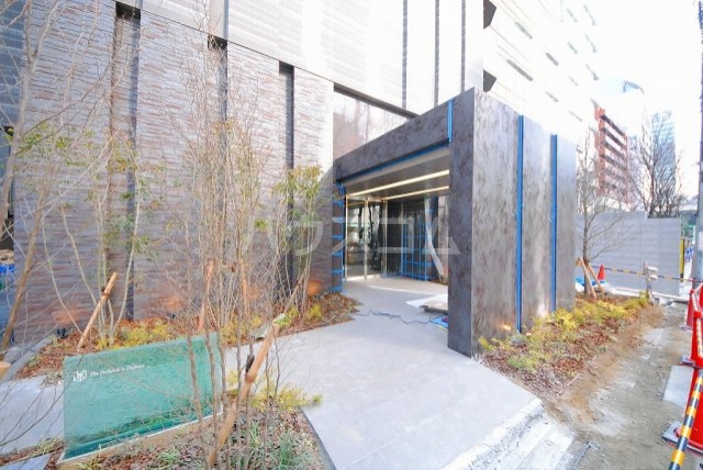 14/25 エントランス