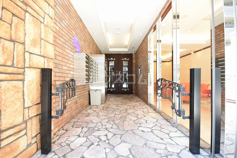 14/24 エントランス