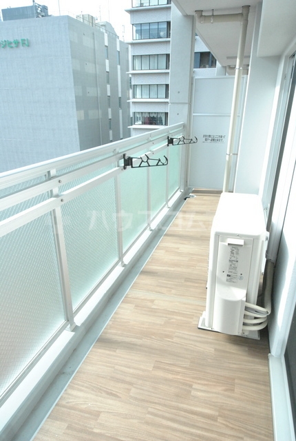 19/30 バルコニー