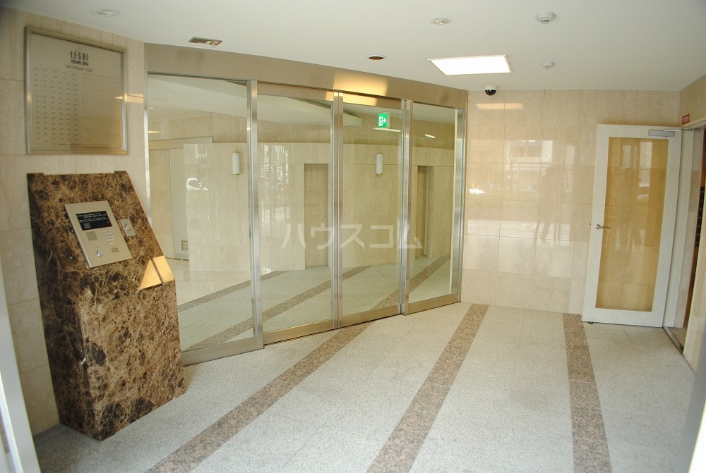 3/10 エントランス