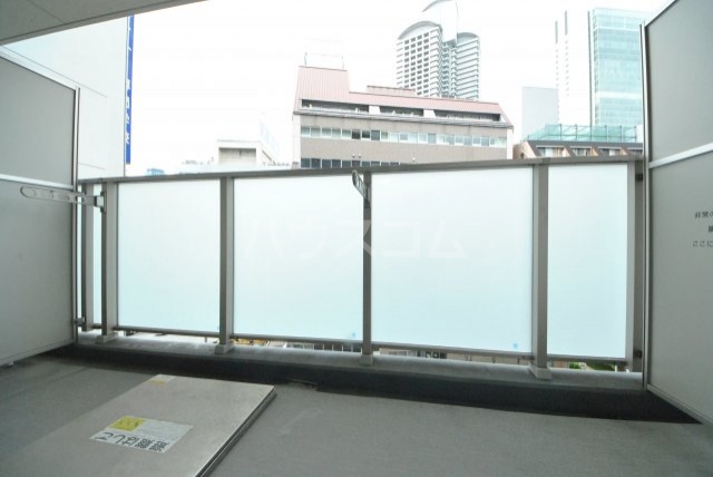 20/30 バルコニー