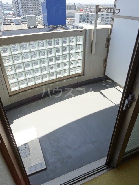 14/30 バルコニー