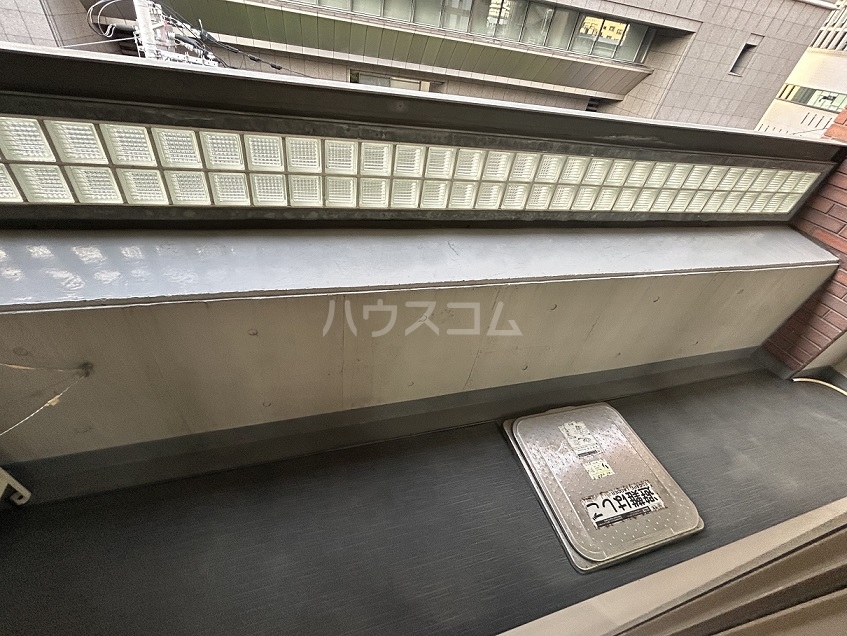 19/30 バルコニー