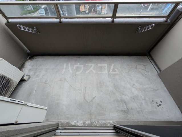 19/30 バルコニー