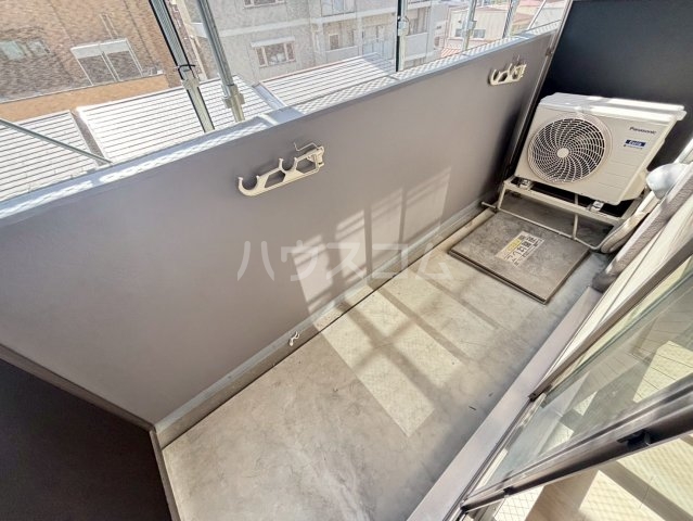 17/30 バルコニー