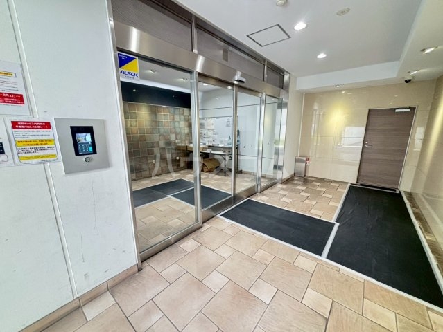 2/8 エントランス