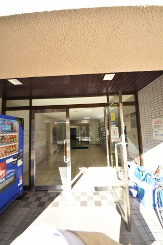 14/24 エントランス