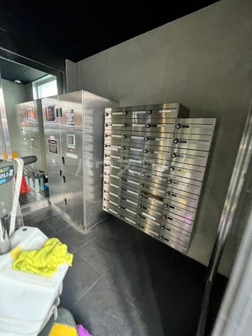 17/25 エントランス