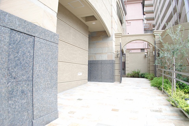 20/24 エントランス