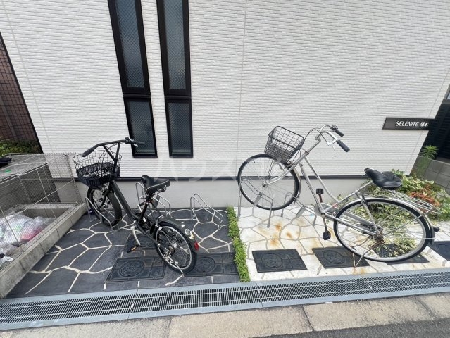 26/30 駐車場