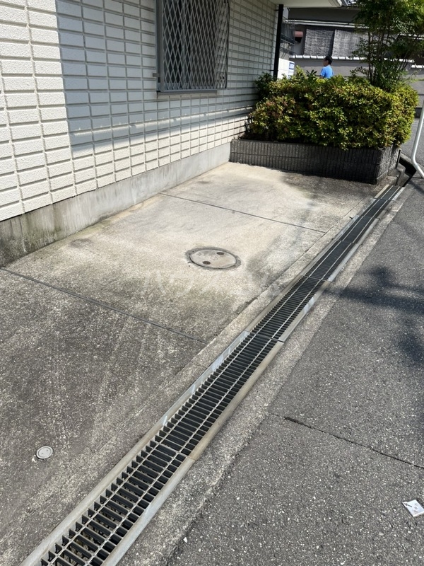 20/29 駐車場