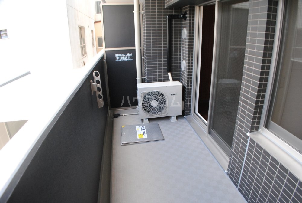 20/30 バルコニー