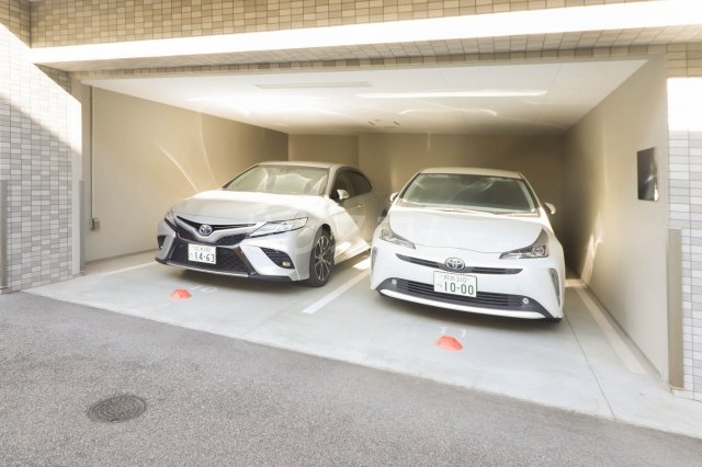 25/30 駐車場