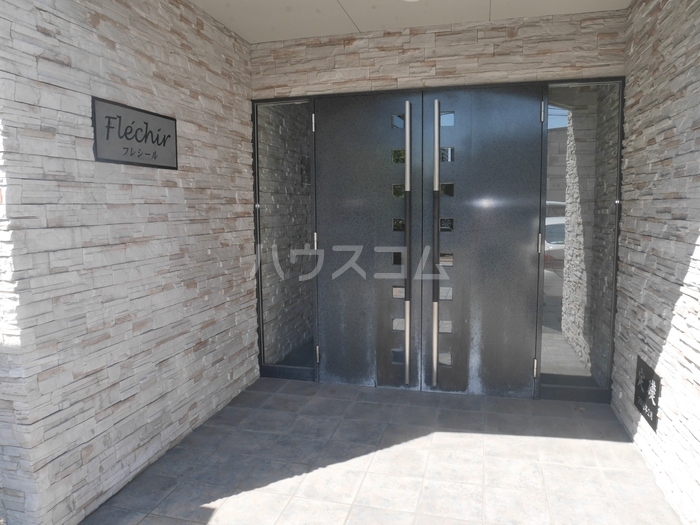 2/10 エントランス