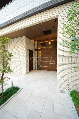 16/26 エントランス