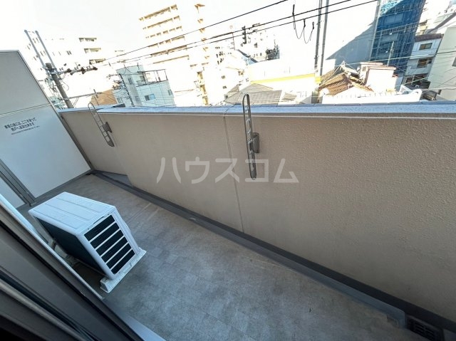 21/30 バルコニー