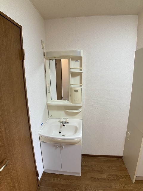 16/30 洗面