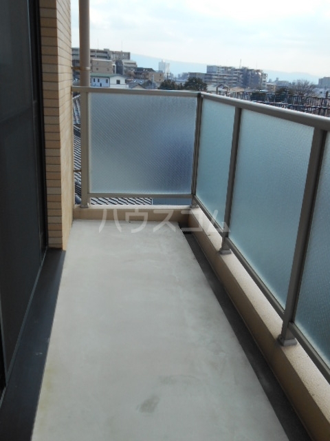 15/22 バルコニー