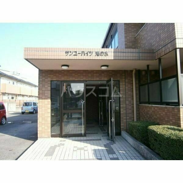 14/26 エントランス