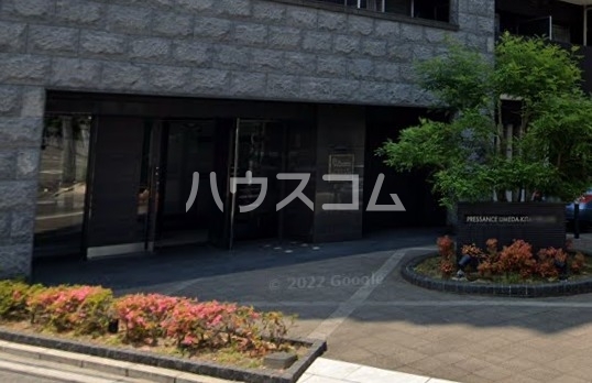 13/23 エントランス