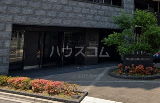 13/23 エントランス