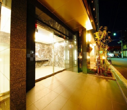 16/24 エントランス