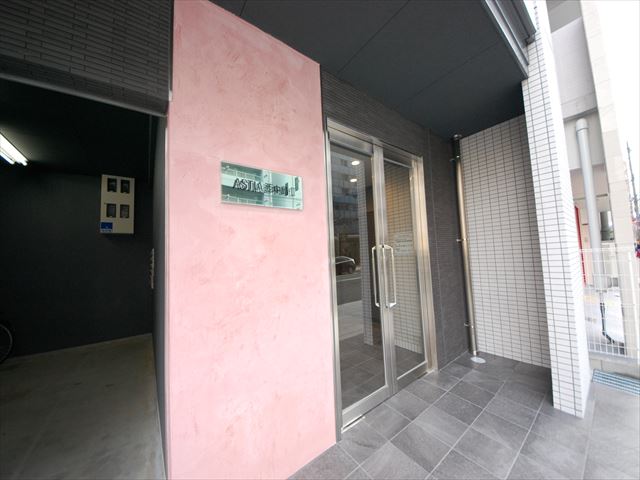 20/30 エントランス