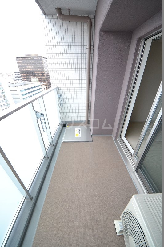 15/28 バルコニー