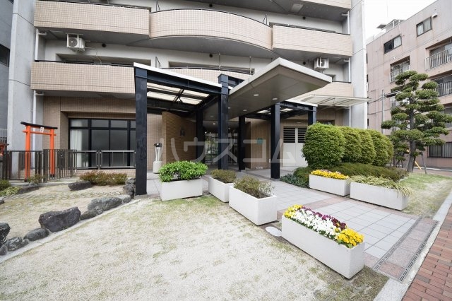 19/28 エントランス