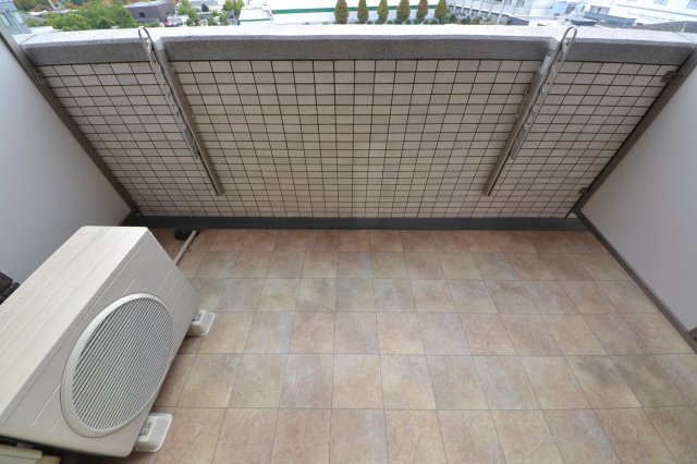 19/30 バルコニー